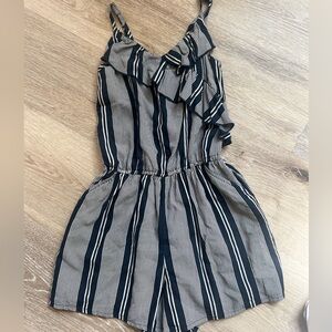 Abercrombie girls romper navy size 11/12